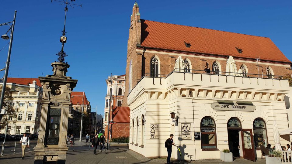 Wroclaw: Tour by Large Historic Tram (1,5 H, 32 Seats) - Frequently Asked Questions