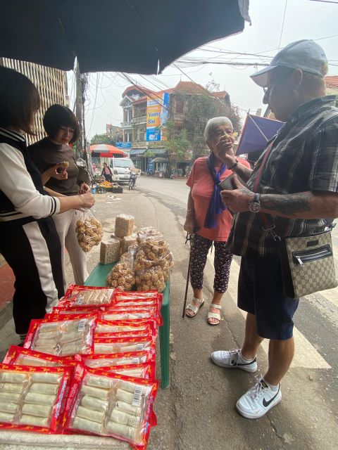 A-Day Explore Duong Lam Ancient Village - Key Points