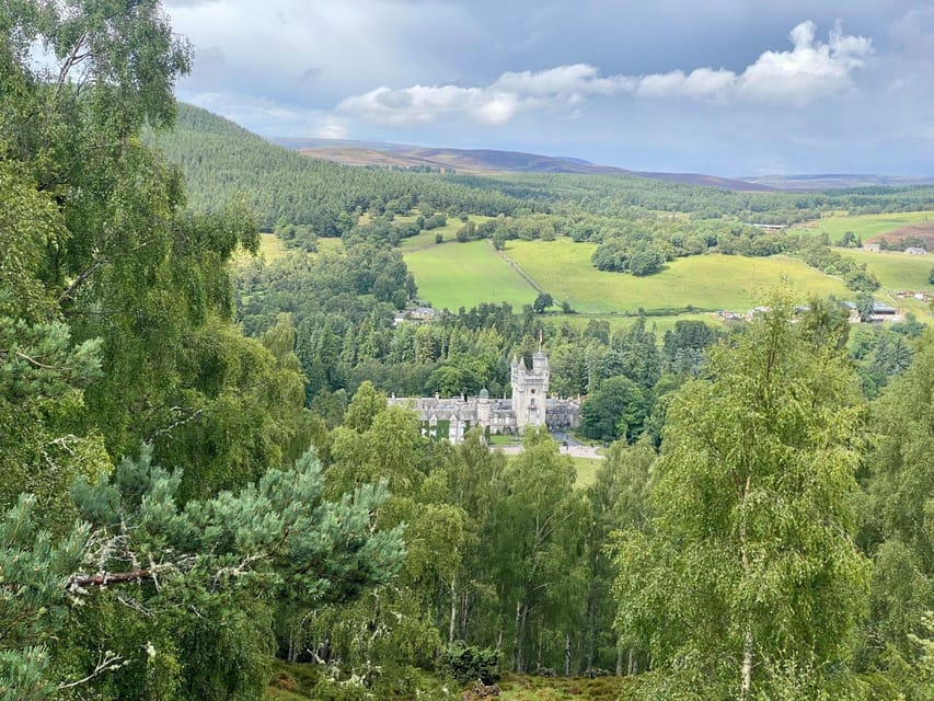 Aberdeenshire: Balmoral Cairns Walking Tour - Key Points