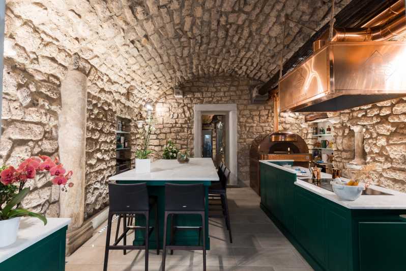 ACCADEMIA PRIVATE DINING EXPERIENCE - Key Points