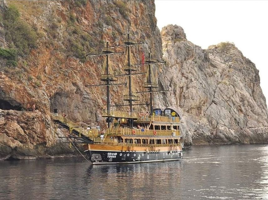 Alanya: Pirate Trip With Lunch and Unlimited Drinks - Overview of the Pirate Trip