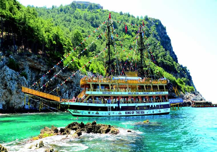 Alanya: Pirates Boat Trip With Lunch and Hotel Pickup - Key Points