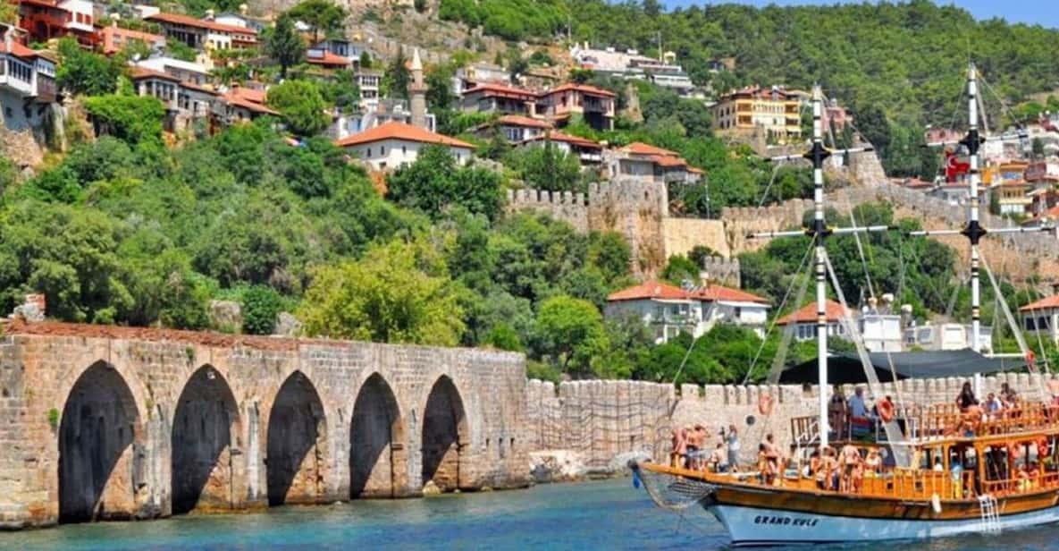 Alanya Relax Coastal Boat Tour With Lunch and Swimming - Key Points