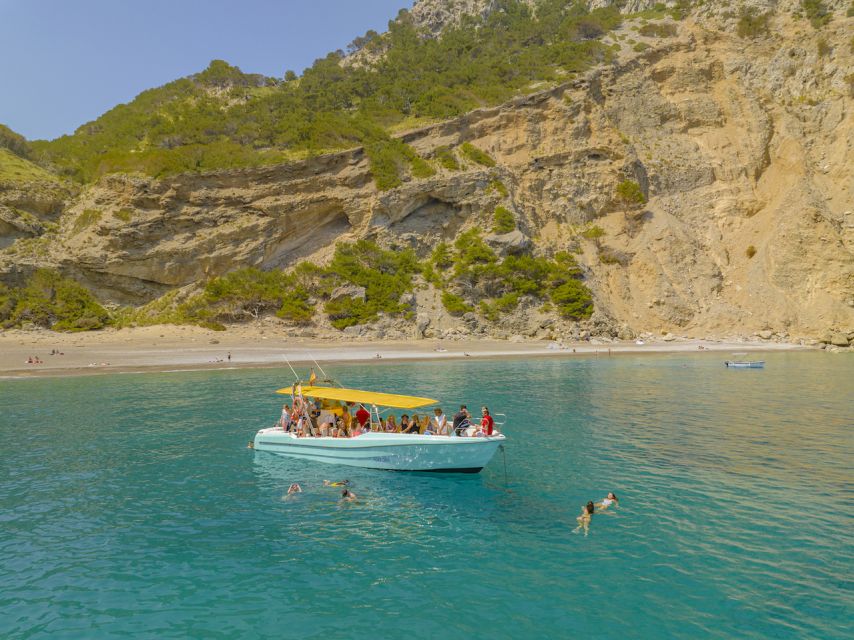 Alcudia: Boat Trip Parc Natural & Snorkel - Key Points