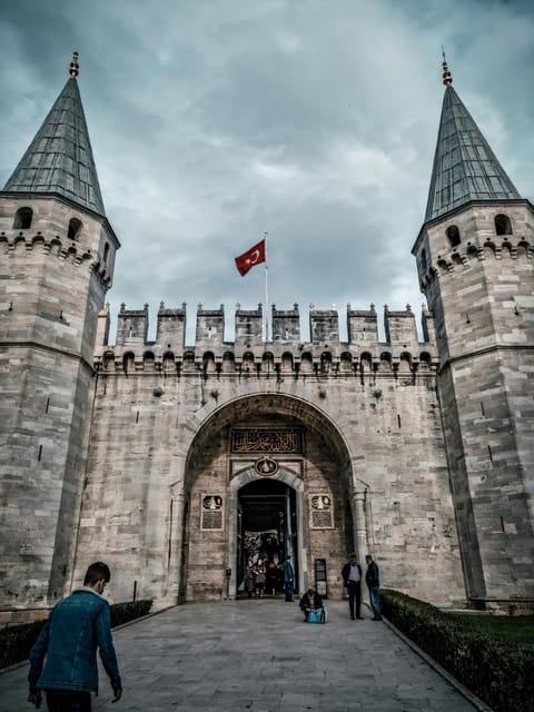 Amazing Istanbul Old City Guided Tour With Lunch - Key Points