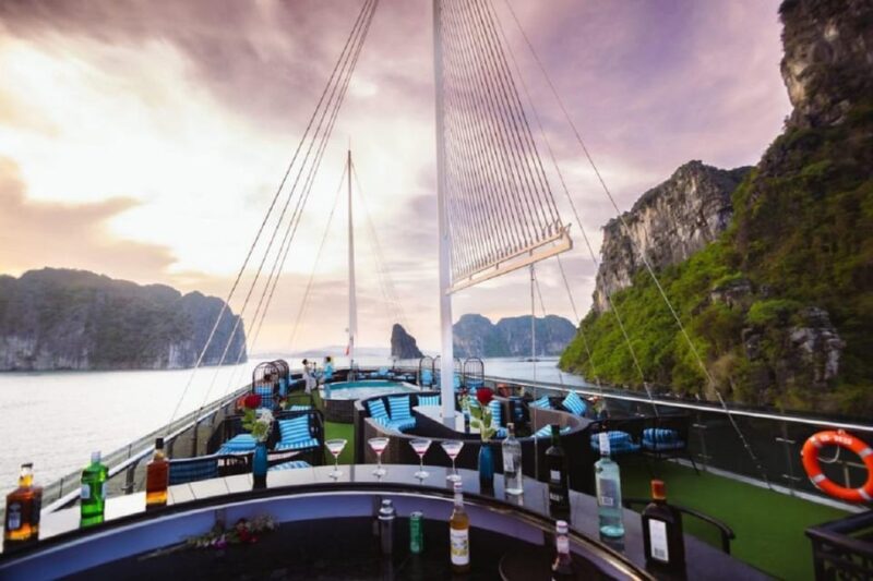 AMETHYST CRUISE - 5 Star CRUISE to Halong Bay 1 Day - Key Points