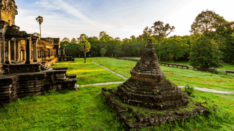 Angkor Highlights Tour: Angkor Wat, Angkor Thom & Ta Prohm - Angkor Wat Experience