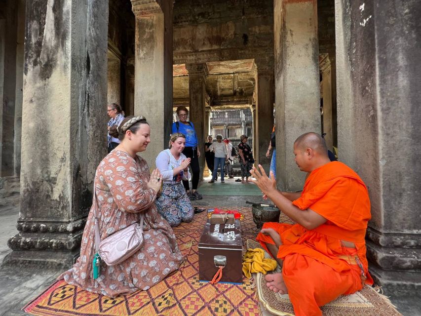 Angkor Wat Small Group Sunrise Tour With Breakfast Included - Good To Know