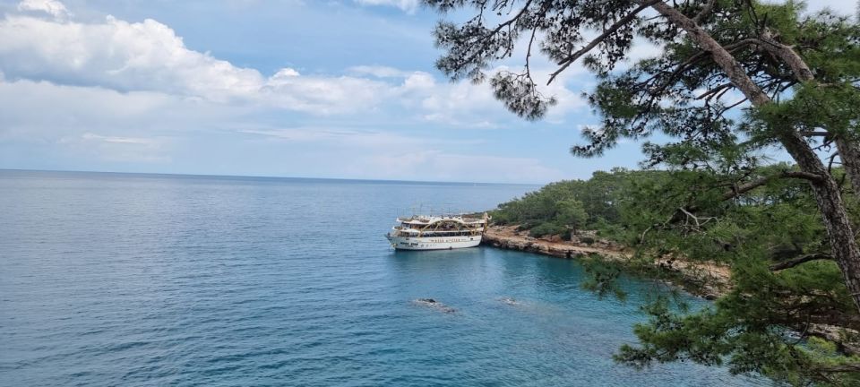 Antalya & Kemer: Pirate Boat Tour With Foam Party & Swimming - Key Points