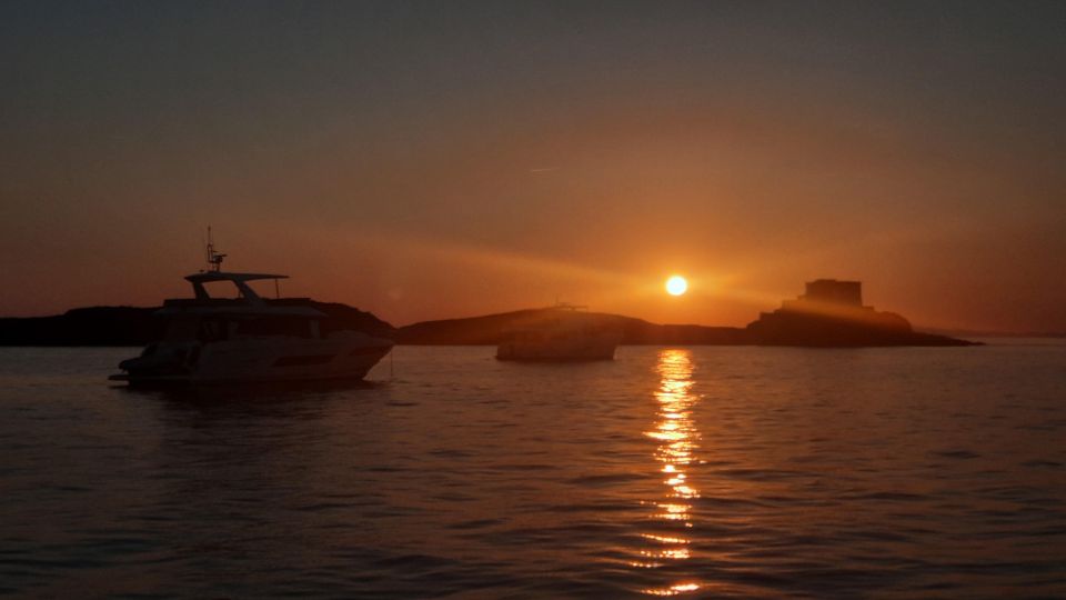 Aperitive at Sunset on Sailboat-Swim and Paddle-Antibes Cape - Overview of the Experience