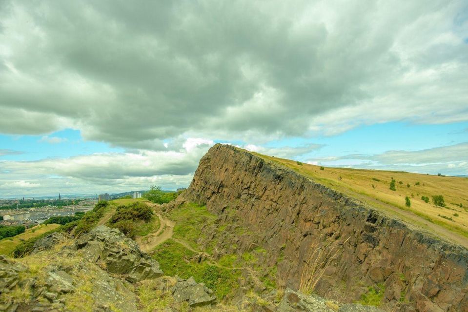 Arthurs Seat In App Audio Tour: a Vertiginous Hike - Key Points