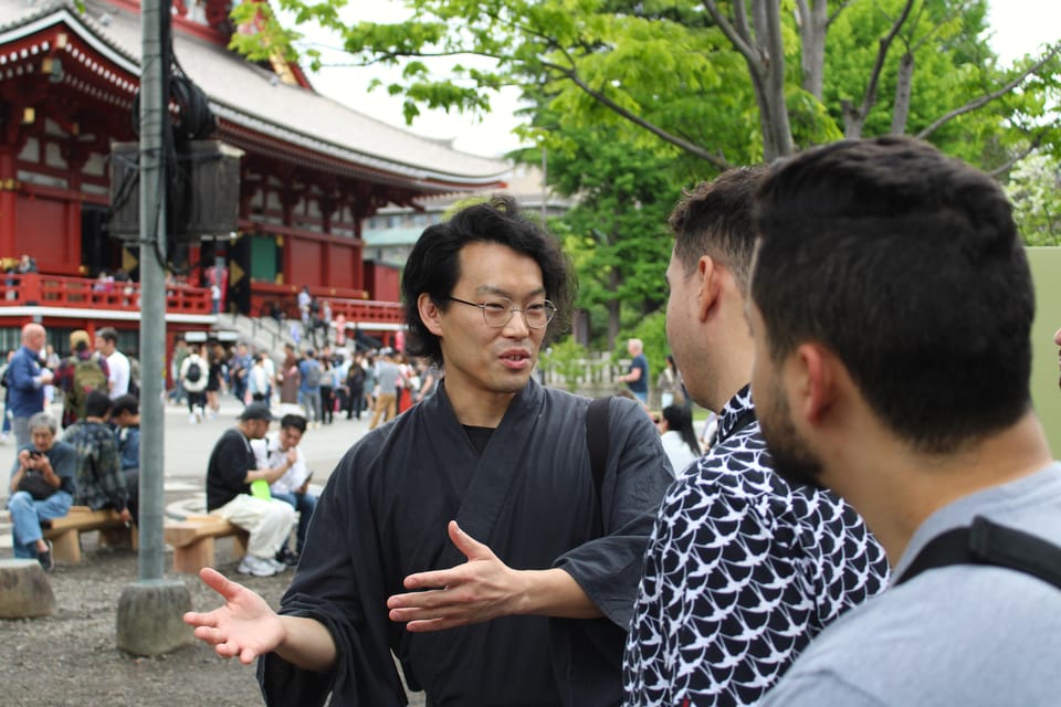 Asakusa Walking Tour With an Experienced Japanese Comedian - Key Points