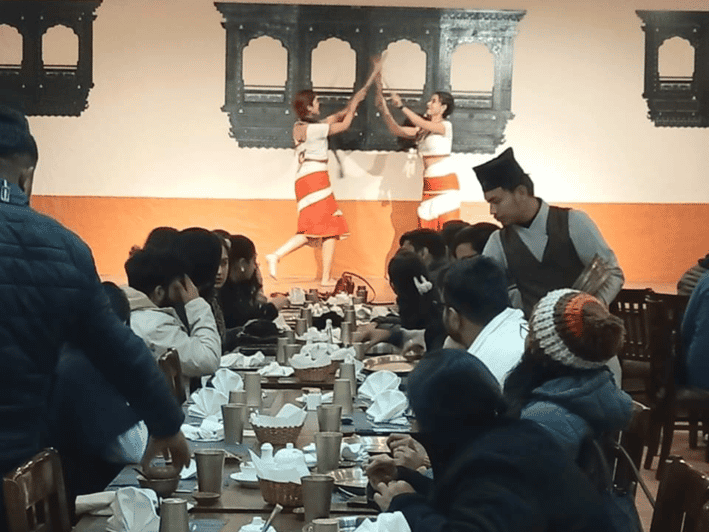 Authentic Nepali Evening: Traditional Food and Cultural Show - Key Points