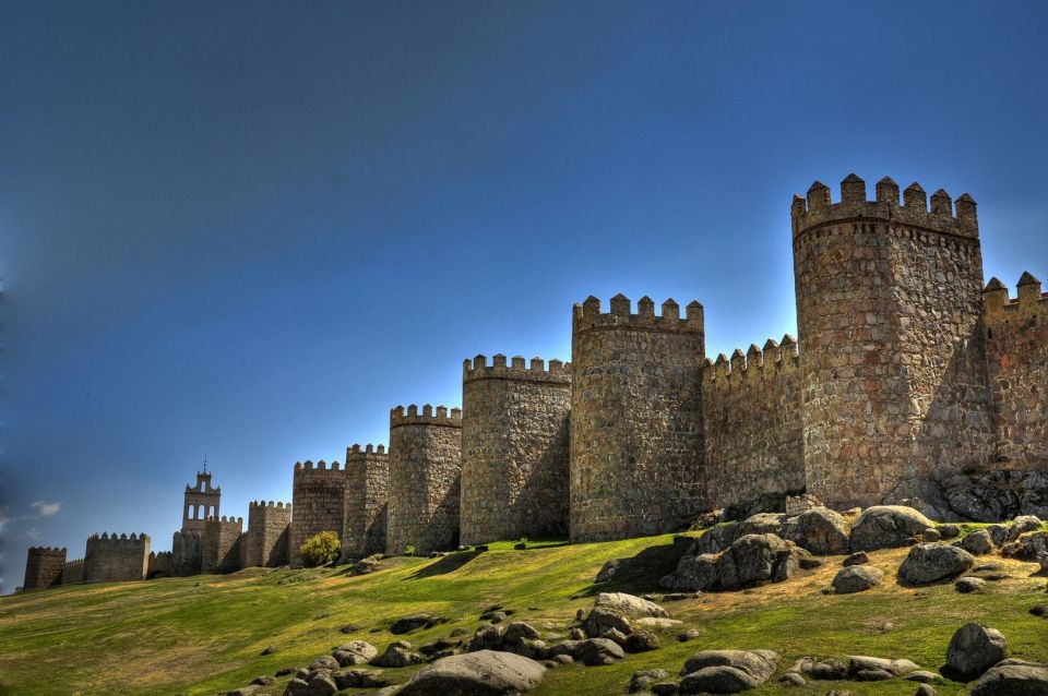 Avila: Private Walking Tour - Key Points