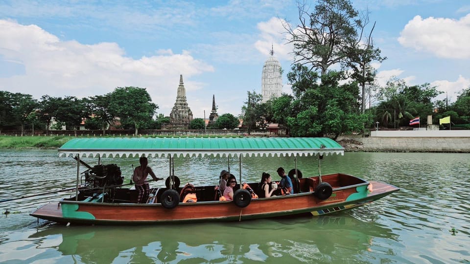 Ayutthaya: Private 1 Hour Boat Tour Pa Sak River - Key Points