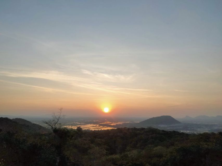 Bamboo Train, Banann Temple, Fruit Bat, Bat Cave, Sunset - Good To Know