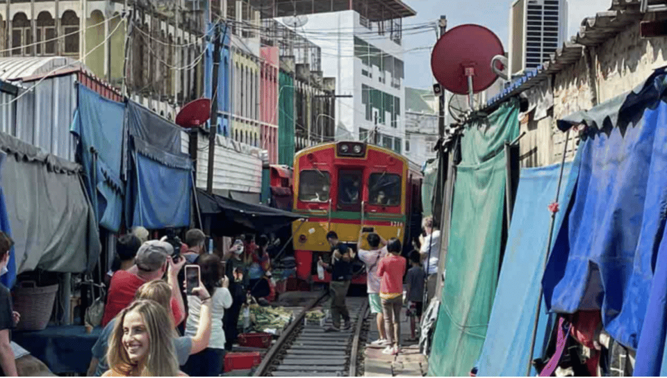 Bangkok: Floating and Railway Market - Preparation and Recommendations