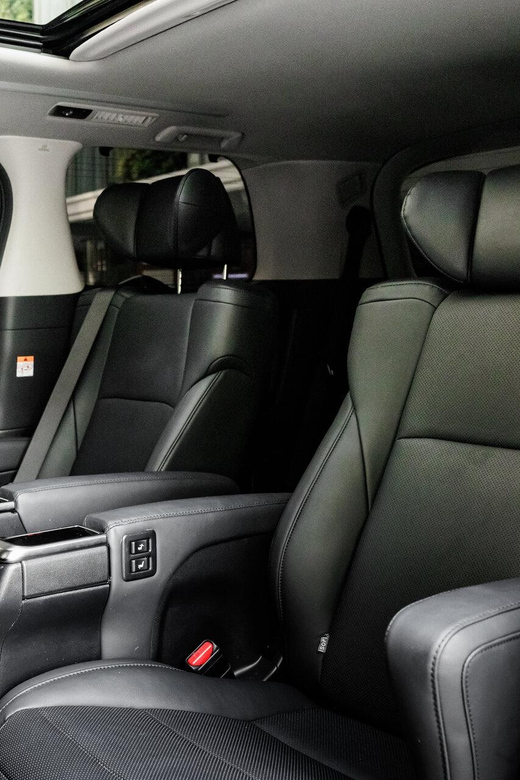 Bangkok Luxury Van Chauffeur : Alphard Airport Transfer - Key Points