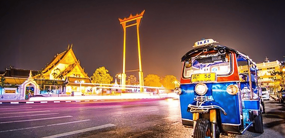 Bangkok: Tuk Tuk Tour by Night Free Dinner at Local Bar - Key Points