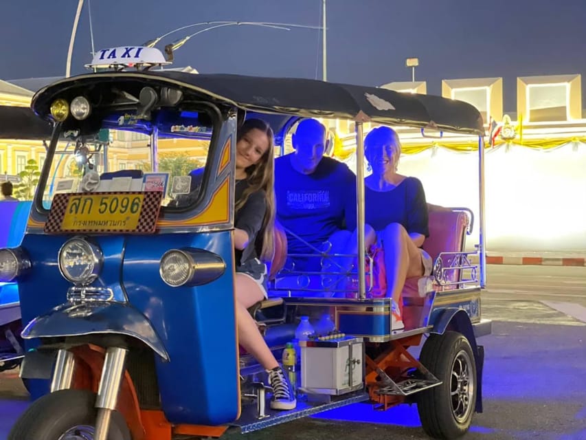 Bangkok Tuk-Tuk Tour by Night With Chinatown Street Food - Key Points