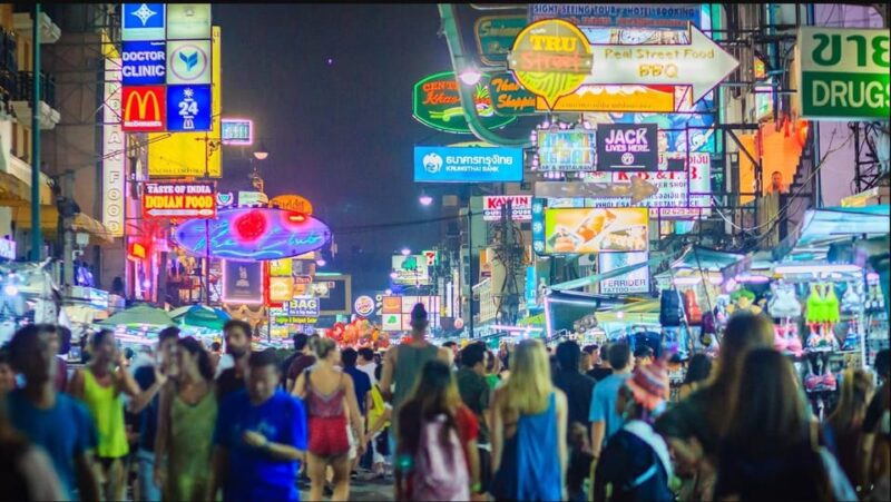 Bangkok: TUK Tuk Tour Night Life Private With Hotel Pick up - Key Points