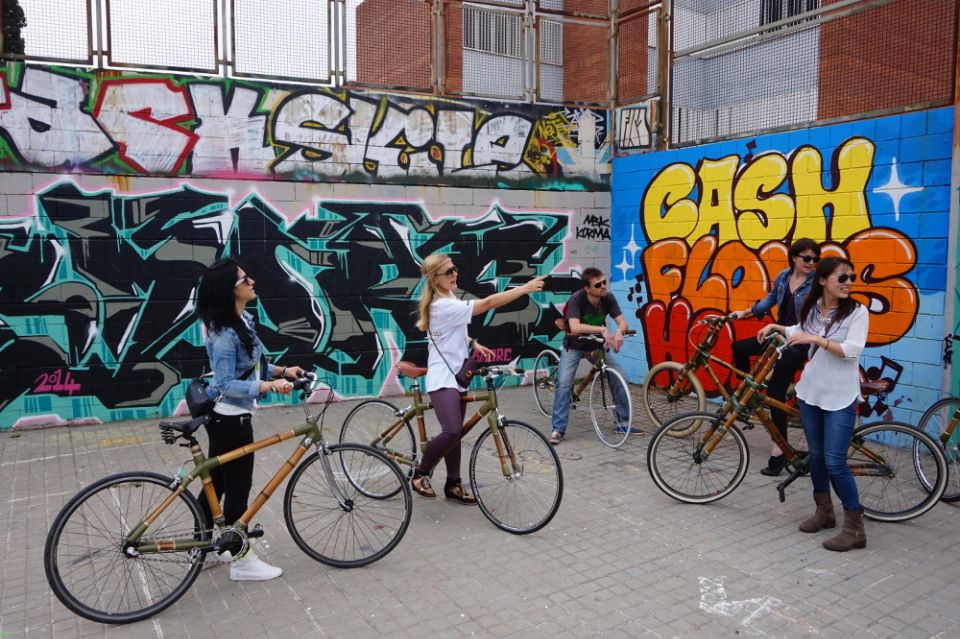 Barcelona: 3.5-Hour Street Art Tour by Bamboo Bike - Key Points