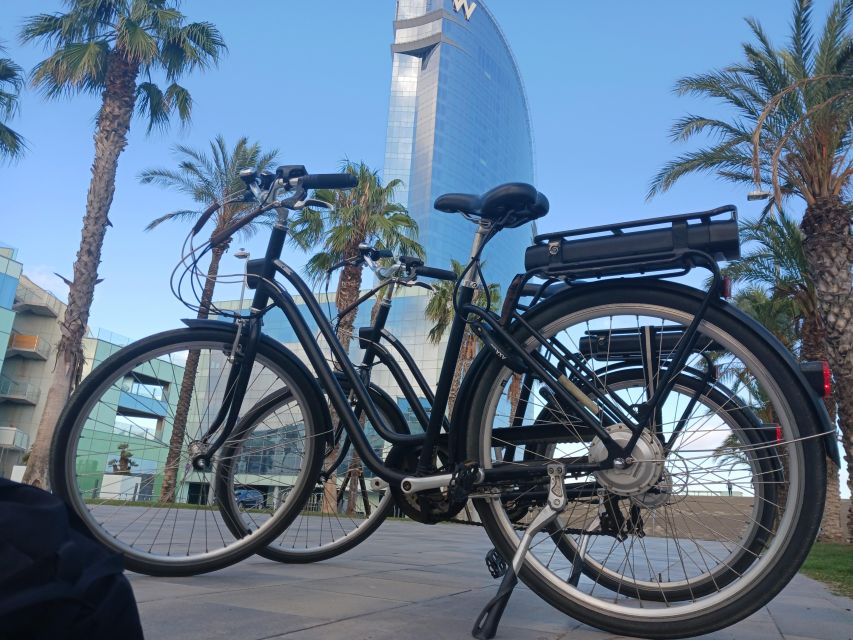 Barcelona: Bike Rental With Delivery and Pickup - Key Points