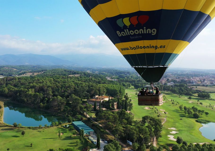 Barcelona: Hot Air Balloon Ride With Optional Transportation - Key Points