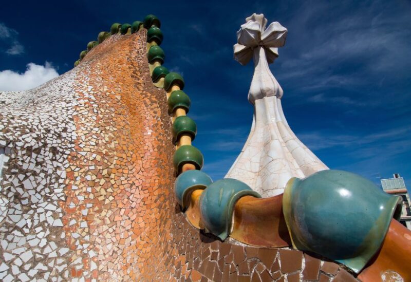 Barcelona: La Pedrera Guided Tour With Casa Batlló Option - Key Points