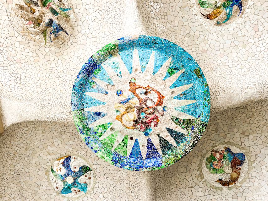 Barcelona: Park Güell & La Sagrada Familia Tickets and Tour - Key Points