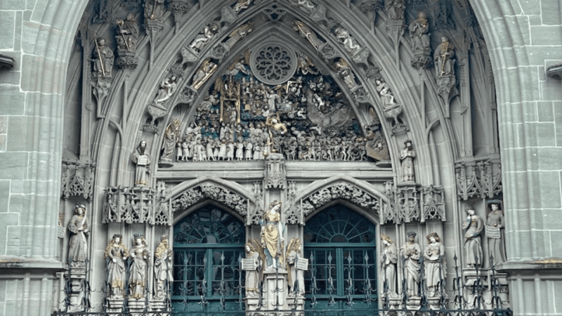 Beautiful Berns Old Town: Self Guided Audio Tour - Good To Know
