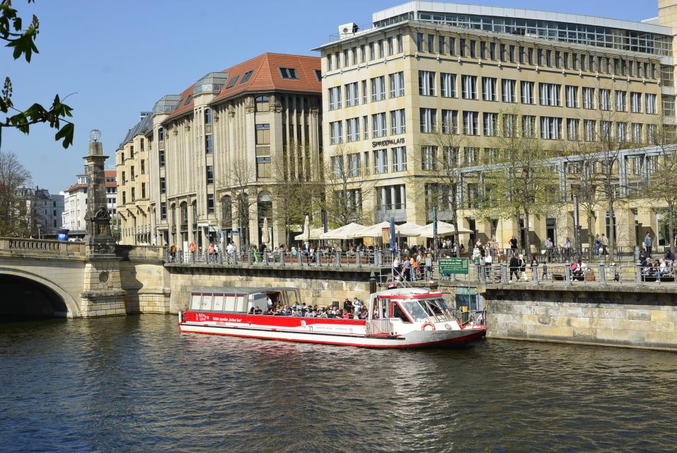 Berlin: Boat Tour Through the Old and New Berlin - Key Points