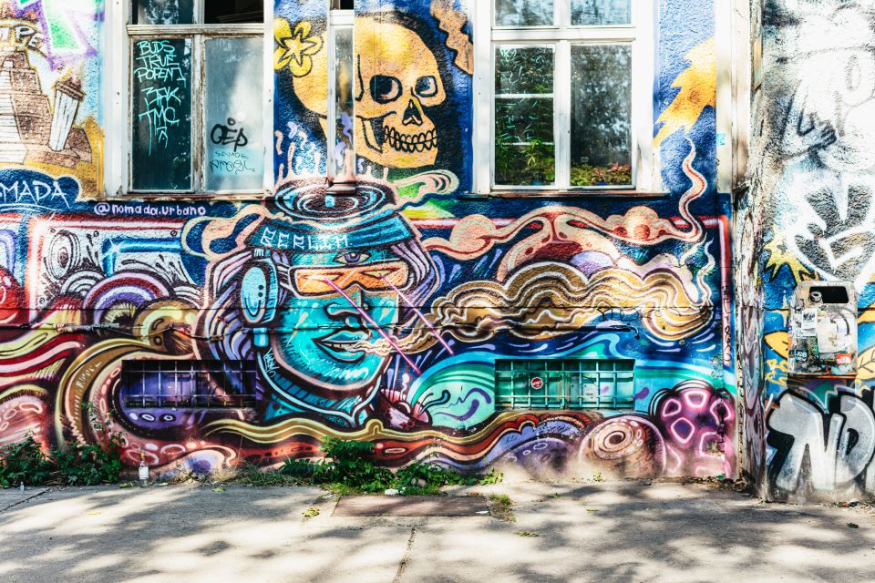 Berlin: City Street Art Guided Walking Tour - Key Points