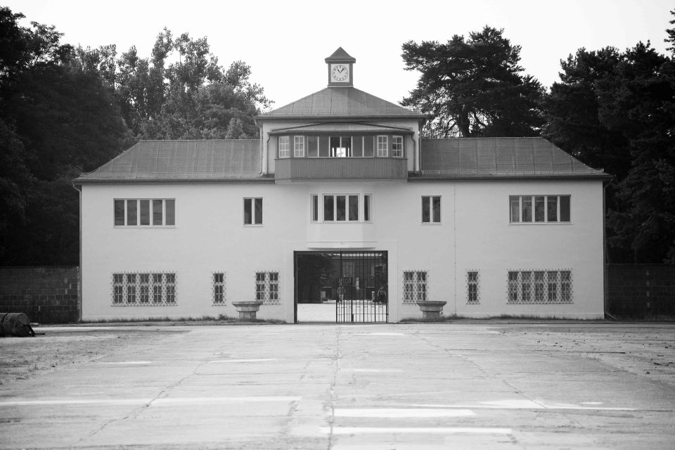 Berlin: Sachsenhausen Memorial Day Small-Group Tour - Key Points