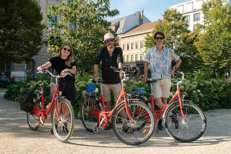 Berlin: Secrets of Berlin Bike Tour - Key Points