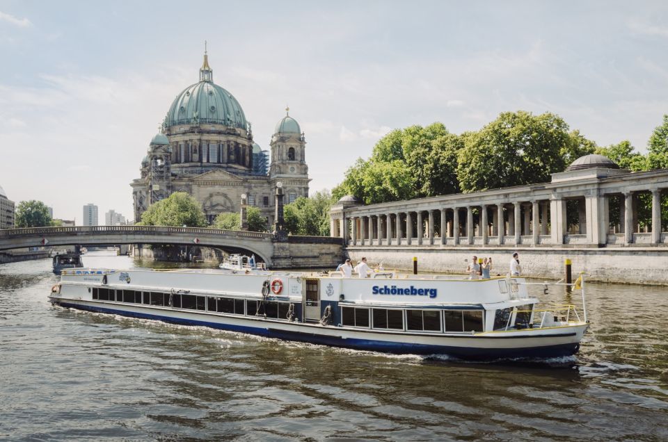 Berlin: Sightseeing Cruise From Berlin Main Station - Key Points