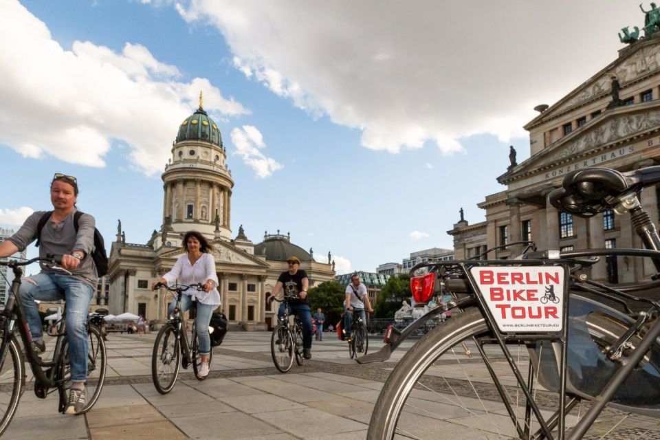 Berlin: Small Group Bike Tour Through City Center - Key Points