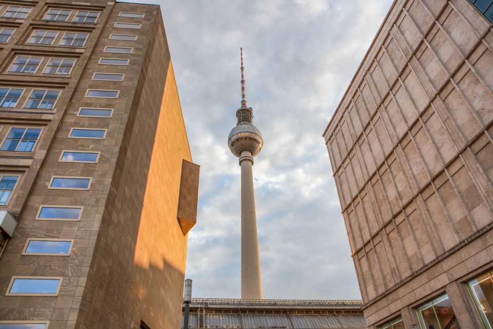 Berlin: TV Tower Fast View Ticket - Key Points