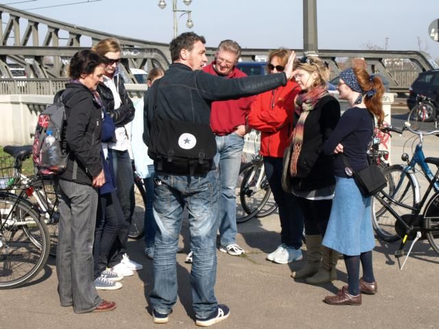 Berlin Wall History Small Group Cycling Tour - Key Points