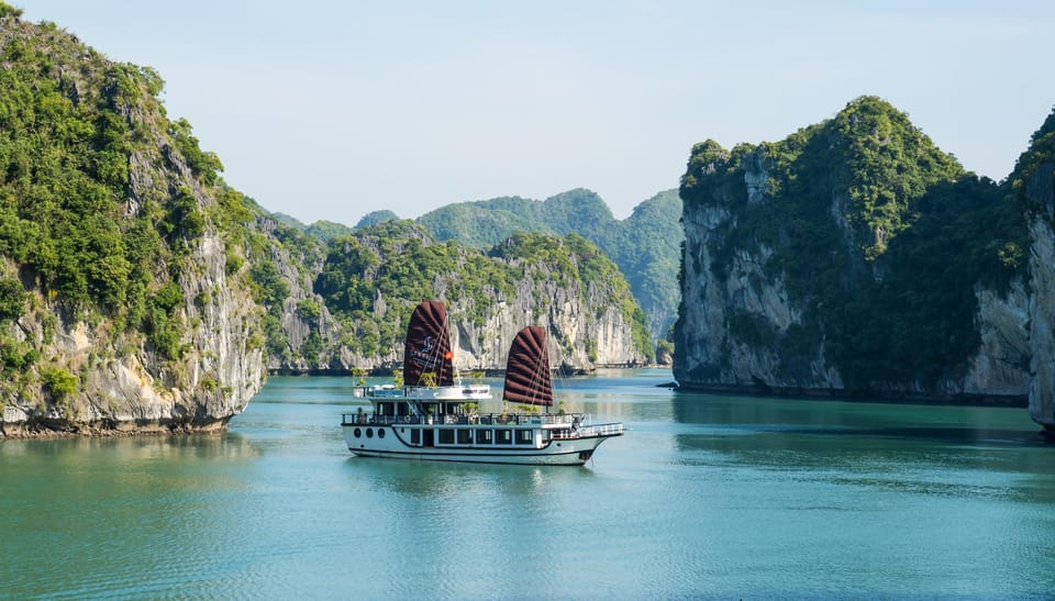 Best Love - Full Day Boat Tour to Lan Ha Bay and Ha Long Bay - Key Points