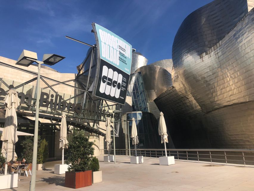 Bilbao: Private Experience at the Guggenheim (German Avl.) - Key Points