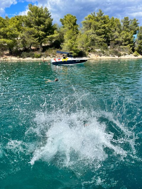 Blue Lagoon & 3 Islands Tour, Water and Wine Included - Good To Know