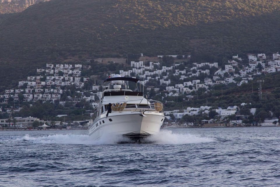 Bodrum: Private Motoryacht Tour With Swimming Stops & Lunch - Key Points