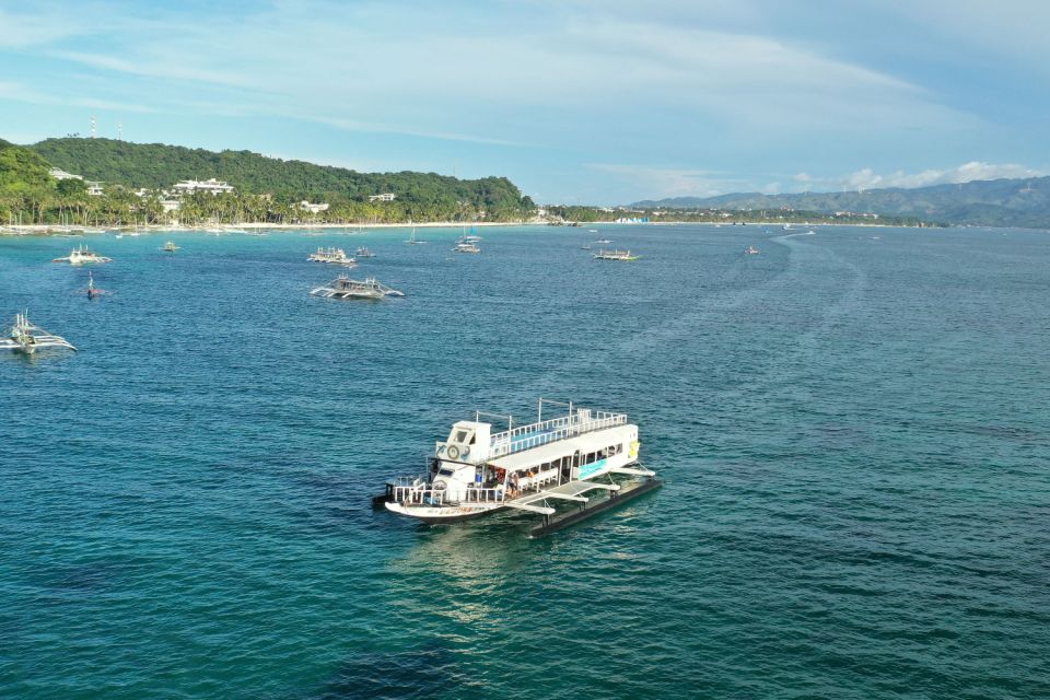 Boracay: Sunset Boat Party With Snacks - Key Points