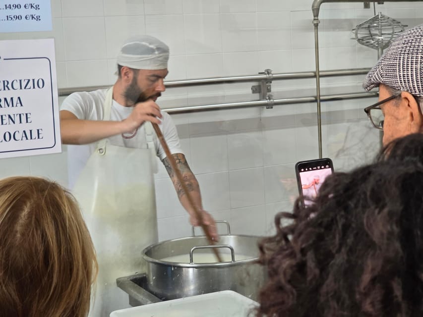 Brindisi: Mozzarella Live Show & Tasting in a Cheese Factory - Key Points