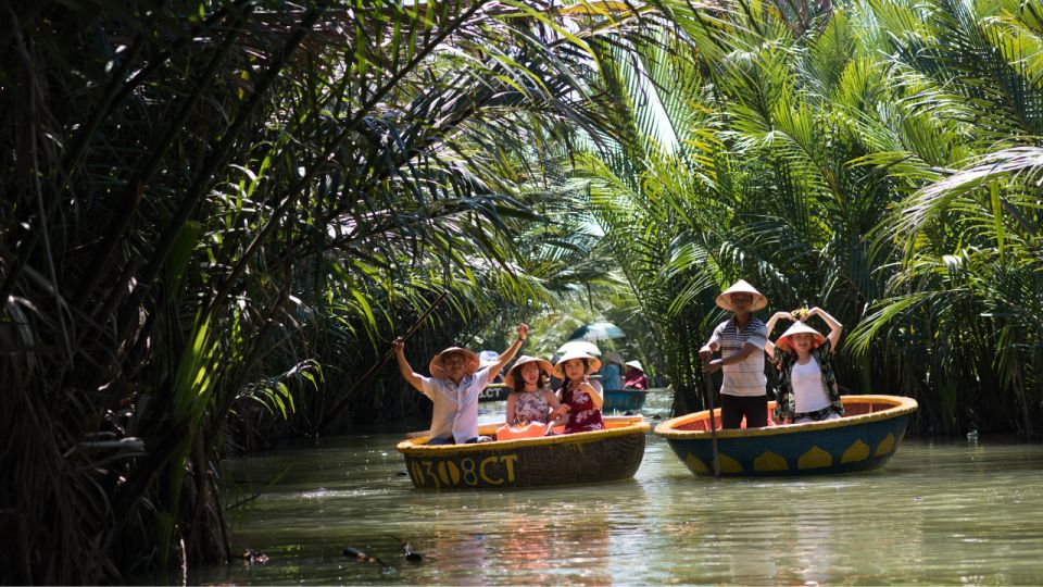 BUFFALO RIDING ADVENTURE AND BASKET BOAT TOUR - Key Points