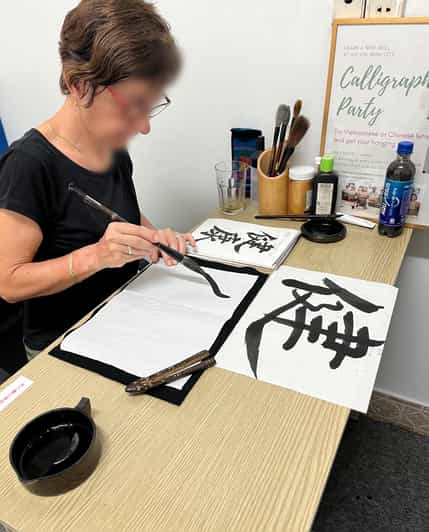 Calligraphy Class in Ho Chi Minh City - Key Points