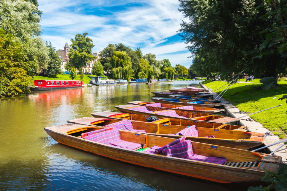 Cambridge: Discovery Walk & Reading Walking Tour - Key Points