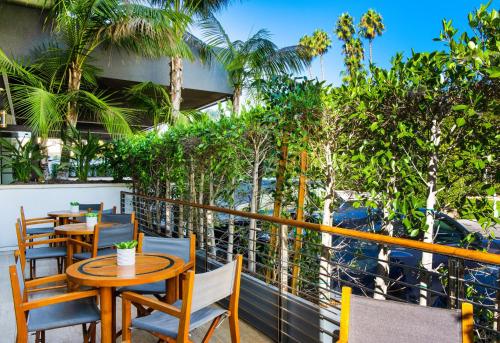 Cameo Beverly Hills Review
