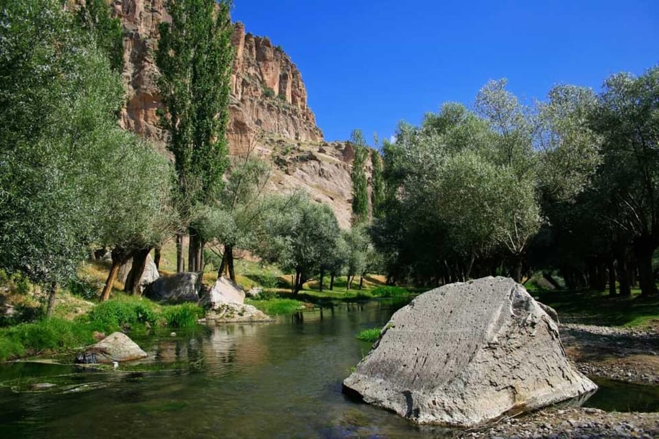 Cappadocia Red Tour With Open Air Museum and Tour Guide - Key Points